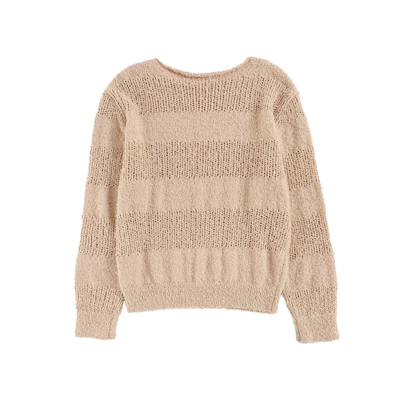 ウール セーター - ネイビー ブルーのラウンドネック プルオーバー ウール セーター。セーターはどれくらい暖かいですか