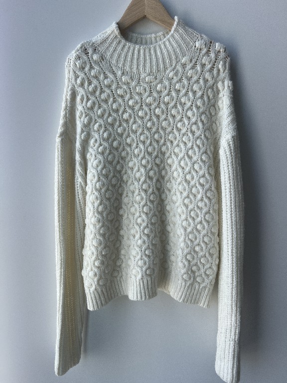 DOT JACQUARD PULLOVER KNITクルーネックセーターの女性